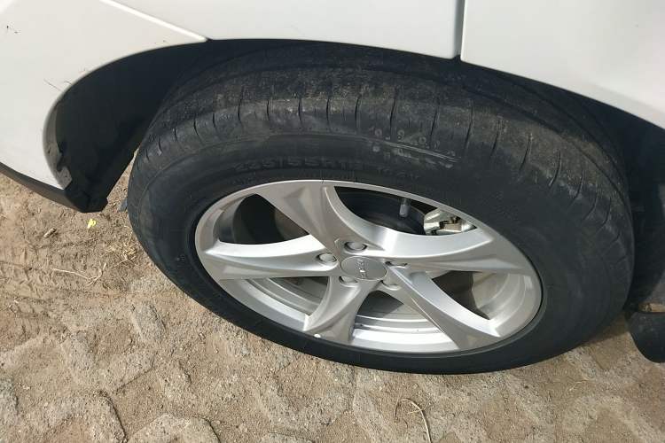 Used Haval H2 2018 1.5T Dual-Clutch Two-Wheel Drive Fashion Model China VI Standard