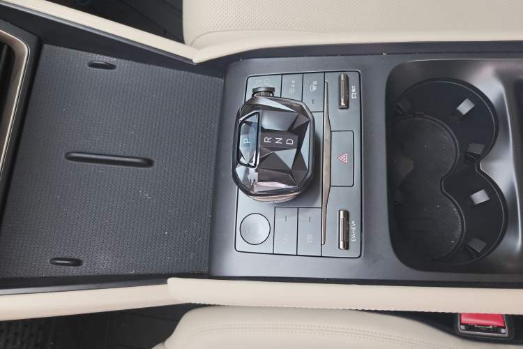 Used BYD Qin L 2024 DM-i 80KM Leading Model
