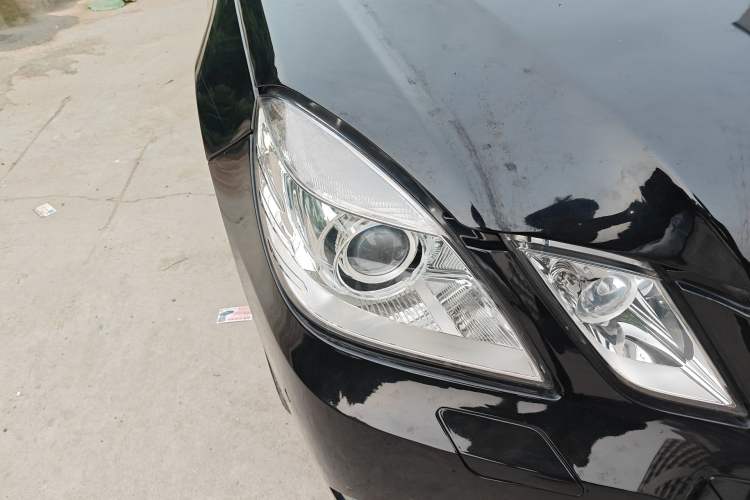 Used Mercedes-Benz E-Class 2010 E 300 L Fashion Model
