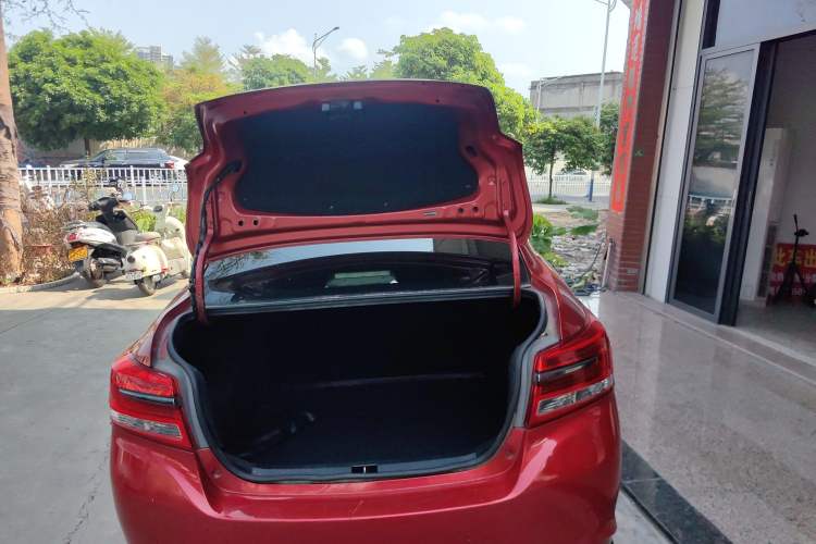 Used Toyota YARiS L Zhi Xiang 2017 1.5E CVT Dynamic Edition Trunk