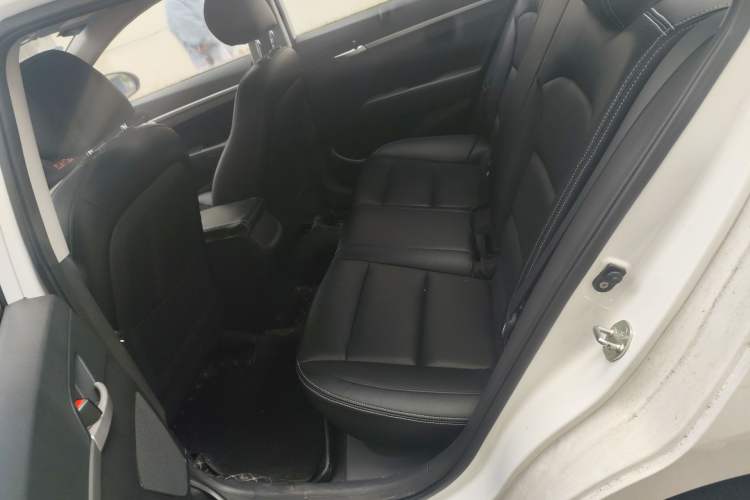 Used Hyundai Elantra (6th Generation / Lingdong) 2016 1.6L Automatic ZhiXuan – Elite Version Left Rear Seat