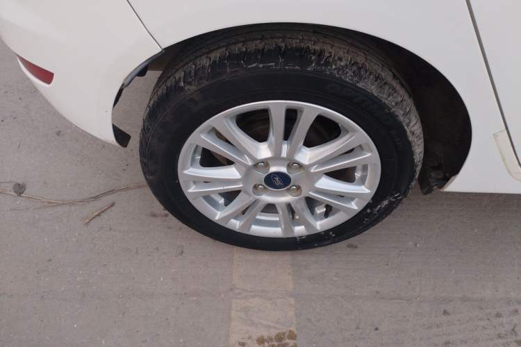 Used Ford Fiesta 2013 Hatchback 1.5L Automatic Fashion Edition