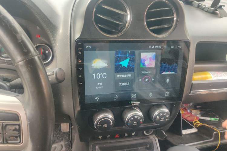 Used Jeep Compass 2012 2.4L Four-Wheel Drive Urban Edition
