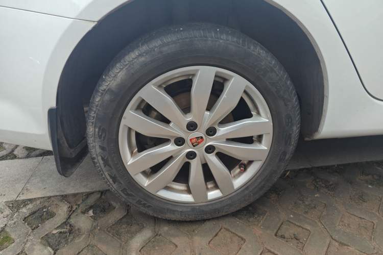 Used Roewe 350 2014 1.5L Automatic Xunyue Version
