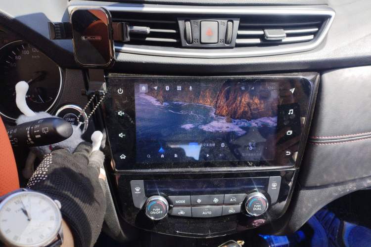 Used Nissan Qashqai 2022 2.0L CVT XV Smart Enjoyment Version
