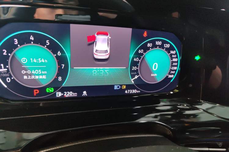 Used Volkswagen Golf 2023 Facelift 280TSI DSG R-Line Lite