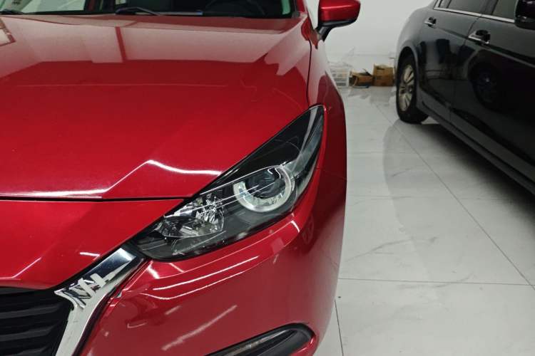 Used Mazda 3 Axela 2017 Hatchback 1.5L Automatic Comfort Model Emission Standard China V