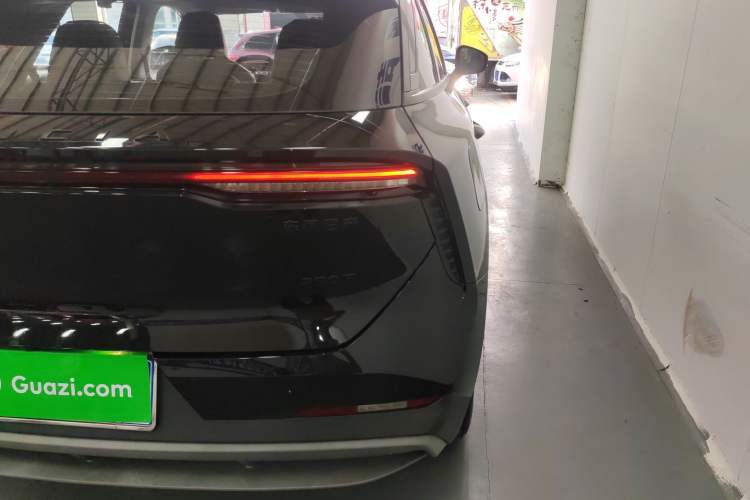 Used Venucia V 2022 260T Black Horse Edition · Idol Right Rear Taillight