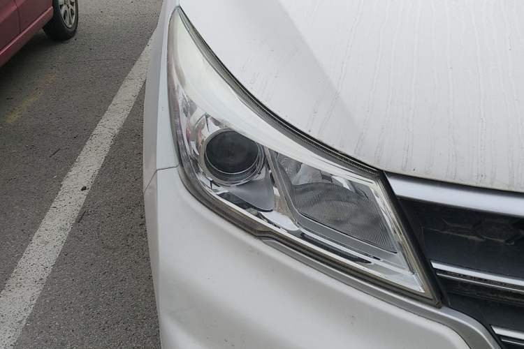 Used Baojun 730 2019 1.5L Manual Fashion Model 7-seater National V