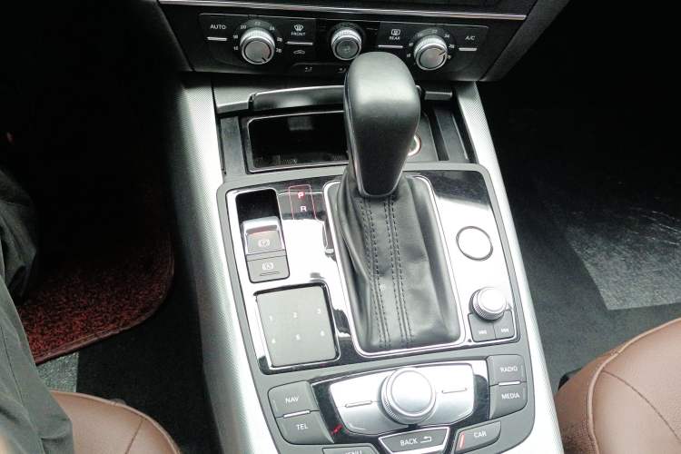 Used Audi A6L 2018 30th Anniversary Edition 35 TFSI Fashion Model