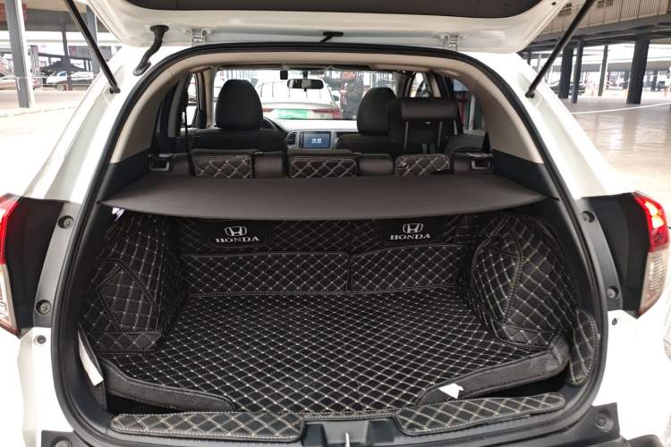 Used Honda Vezel 2020 220 TURBO CVT Luxury Edition
