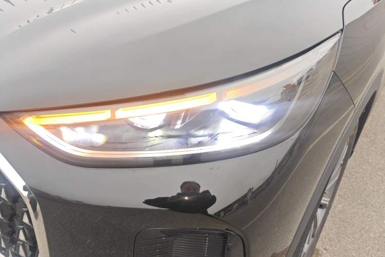 Used Chery Tiggo 8 L 2025 Model 2.0T Two-Wheel Drive Changhong Edition—5 Seaters
