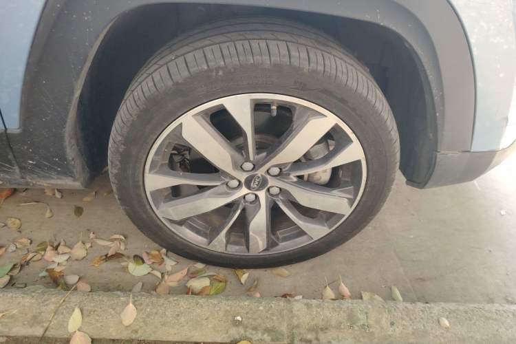 Used JAC Group iEVS4 2019 Luxury Smart Edition