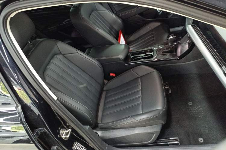 Used Volkswagen Passat 2023 Revised Version 280TSI Business Edition
