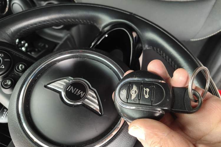 Used MINI MINI 2014 1.5T COOPER Fun