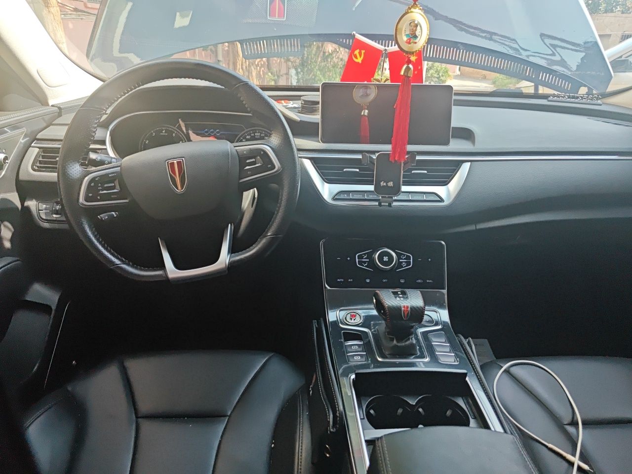 Hongqi H5 2022 Classic Model 1.5T DCT Flagship Edition - Chinese Trim Yun — снимка 9
