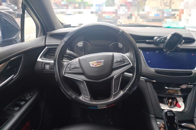 Used Cadillac XT5 2021 2.0T Two-Wheel Drive Luxury Version Steering Wheel