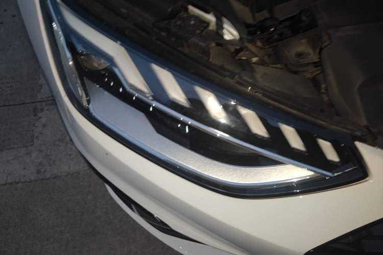 Used Audi A4L 2022 40 TFSI Luxury Dynamic Model
