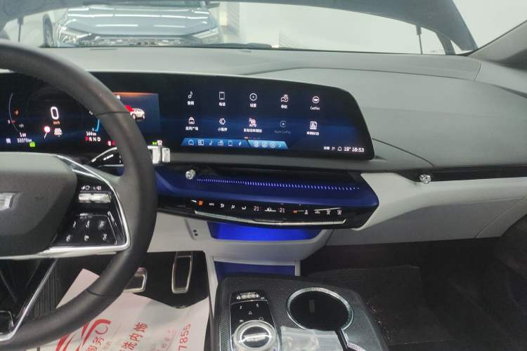 Used Cadillac OPTIQ 2024 Standard Range Version Audio And AC Panel