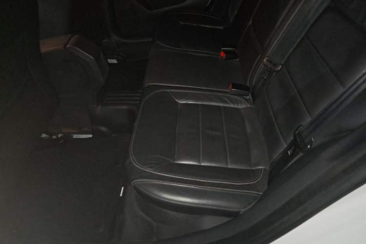 Used Volkswagen Lavida 2015 1.6L Manual Comfort Edition Left Rear Seat