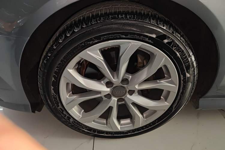 Used Audi A6L 2018 30th Anniversary Edition 35 TFSI Fashion Model
