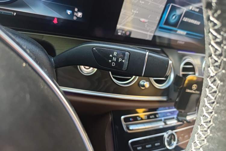 Used Mercedes-Benz E-Class 2016 E 200 L Sport Edition
