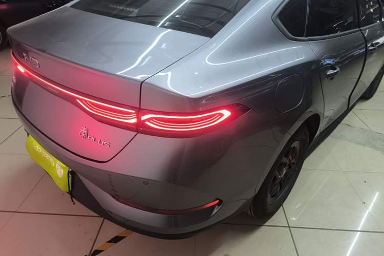 Used BYD Qin PLUS 2025 DM-i Smart Drive 55KM Leading Model
