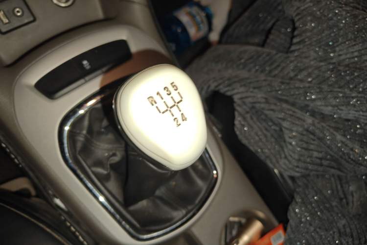 Used Chevrolet Cruze 2015 1.5L Manual Fashion Edition
