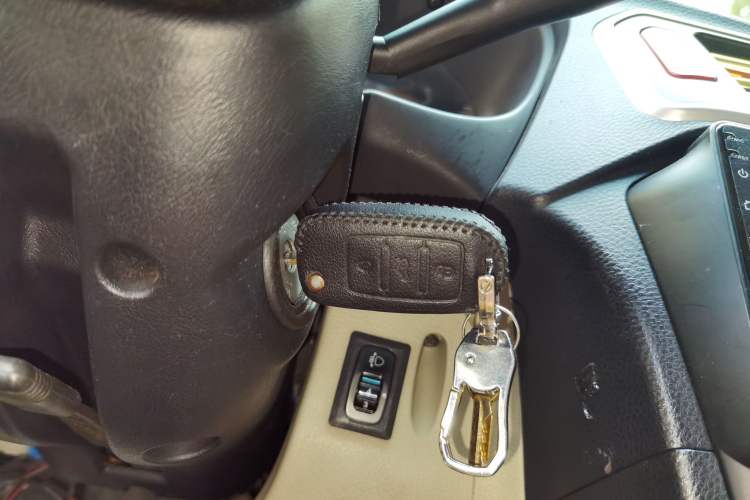 Used Soueast V3 Lingyue 2015 1.5L Manual Happiness Edition Vehicle Key