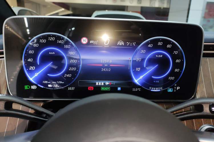 Used Mercedes-Benz EQE 2022 350 Luxury Edition Instrument Cluster