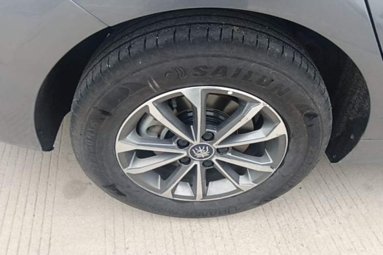 Used BYD Qin PLUS 2024 HONOR Edition DM-i 55KM Leading Model