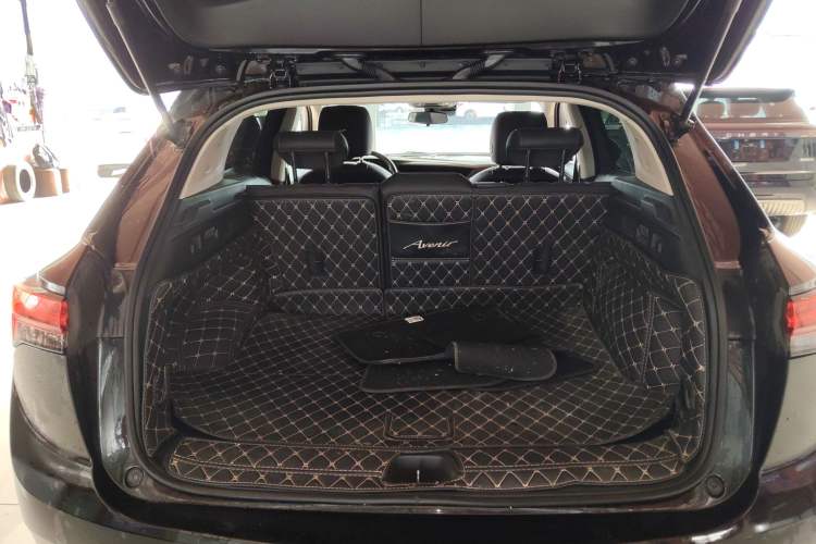 Used Buick Envision 2022 Facelift Encore S 552T Two-Wheel-Drive Luxury Model
