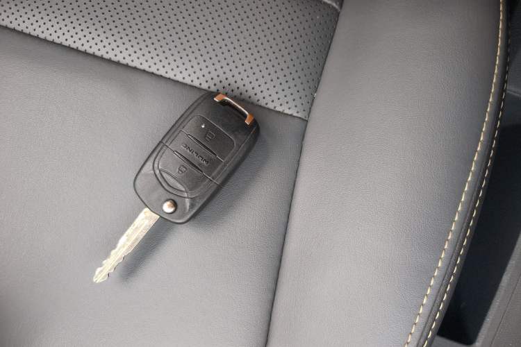 Used Wuling Zhengtu 2021 1.5L Adventure LAR Vehicle Key