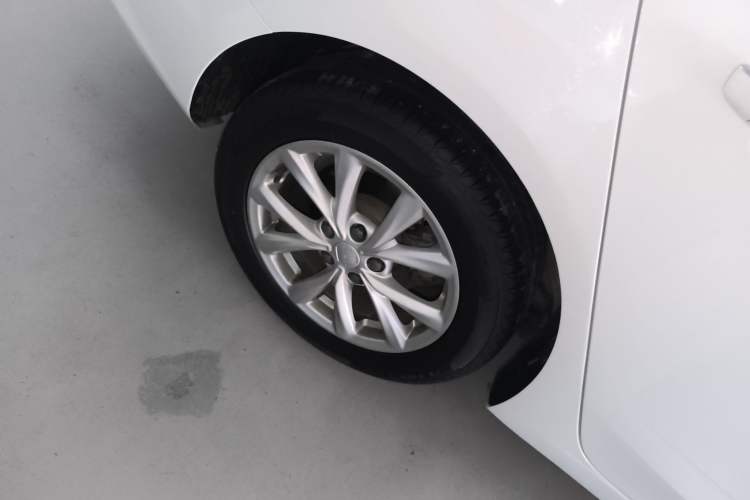 Used Roewe i5 2020 1.5L Automatic 4G Connected Linghao Edition