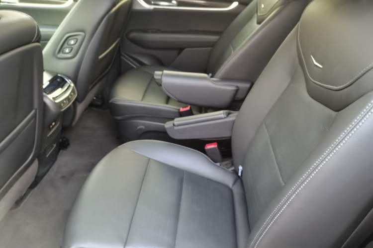 Used Cadillac XT6 2025 2.0T Six-Seater All-Wheel-Drive Prestige Executive Black Label Version