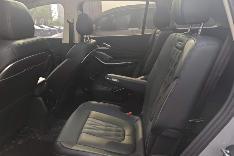 Used Hongqi HS7 PHEV 2024 2.0T PHEV Four-Wheel-Drive Flagship Edition 6 Seats
