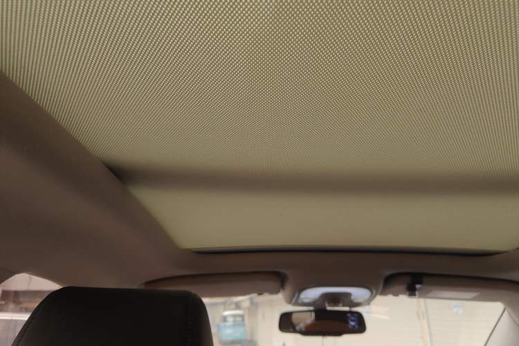 Used BYD Yuan New Energy 2018 EV360 Smart Connected Cool Model
