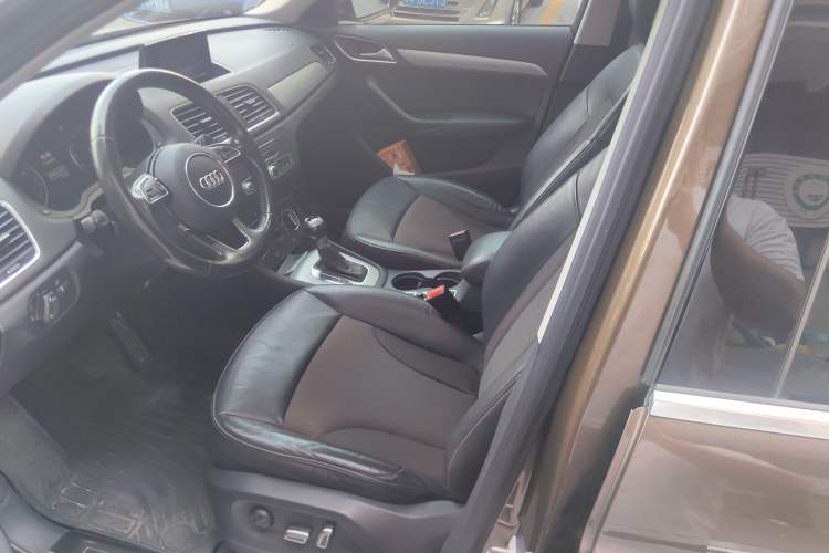 Used Audi Q3 2016 30 TFSI Fashion Model Left Front Seat