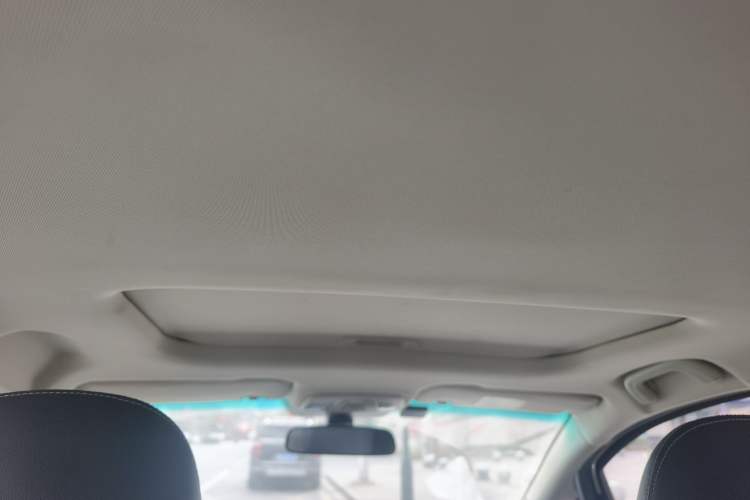 Used Geely Auto Vision X3 2017 1.5L Automatic Luxury Model
