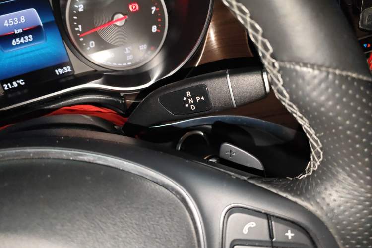 Used Mercedes-Benz V-Class 2021 V 260 Avantgarde Edition