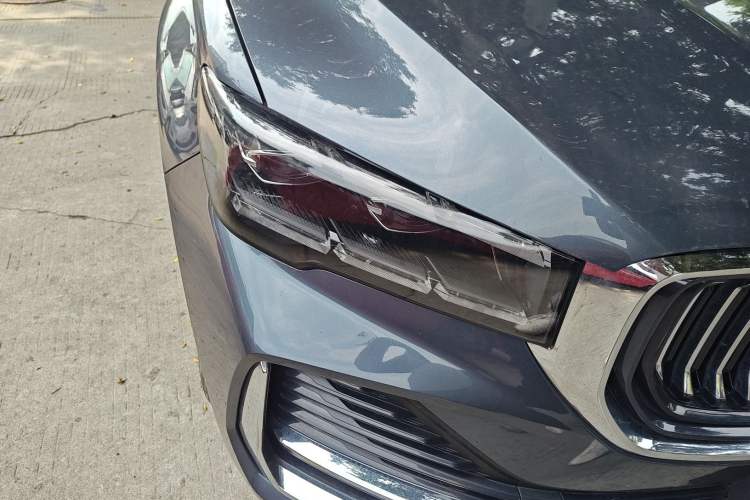 Used Geely Auto Monjaro L 2024 2.0TD High-Power Automatic Two-Wheel Drive Yunqi Version Right Front Headlight