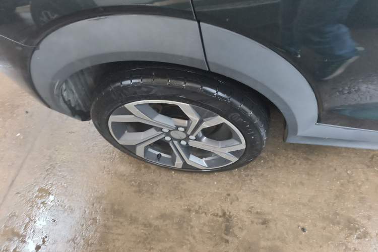 Used Lynk & Co 06 2023 Remix 1.5T Hero
