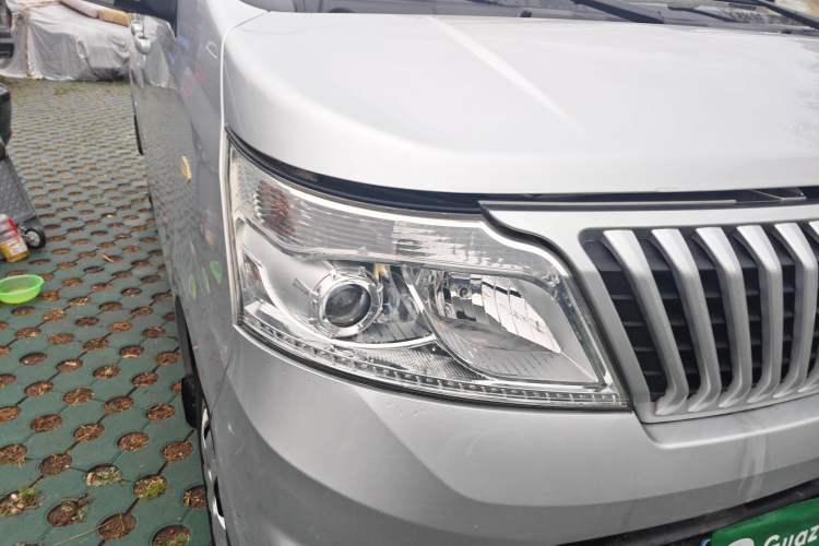 Used CHANGAN KAICHENG Ruixing M60 2019 1.5L Business Model China VI Van with 5 Seats DAM15KR Right Front Headlight