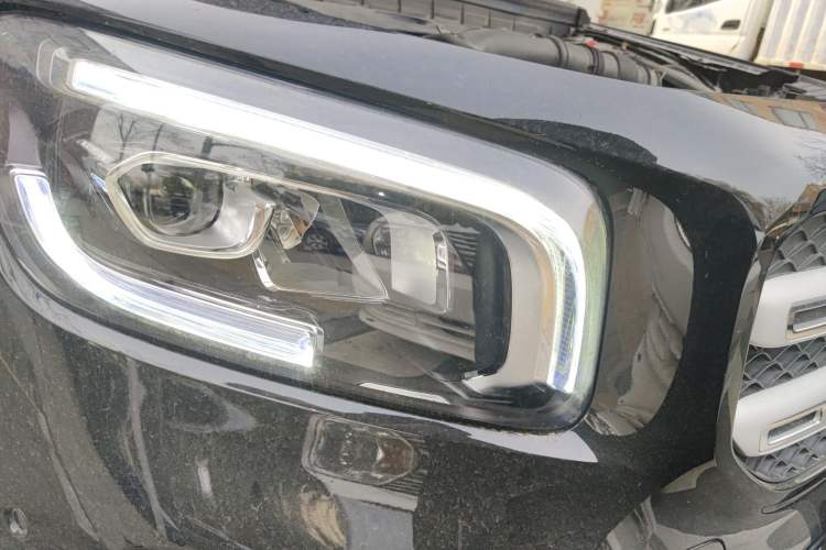 Used Mercedes-Benz GLB 2023 GLB 220 Fashion Model Right Front Headlight