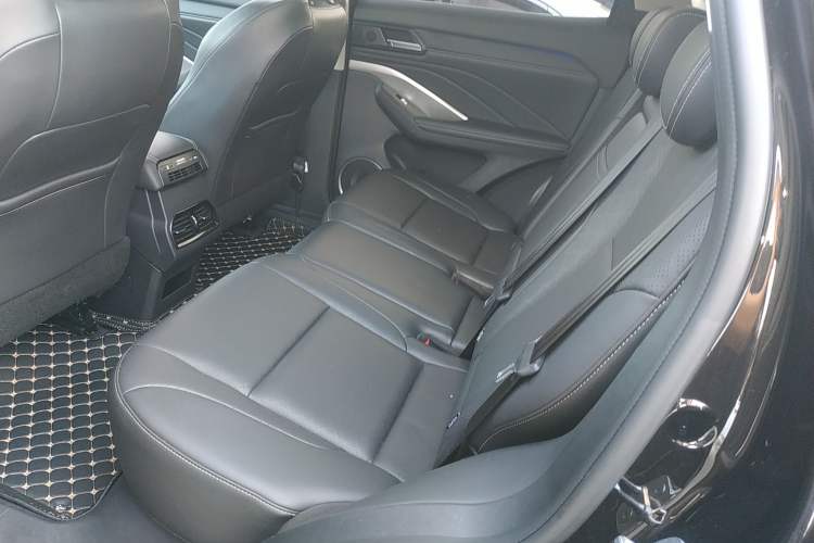 Used Wey VV6 2021 2.0T Two-Wheel Drive Smart Plus