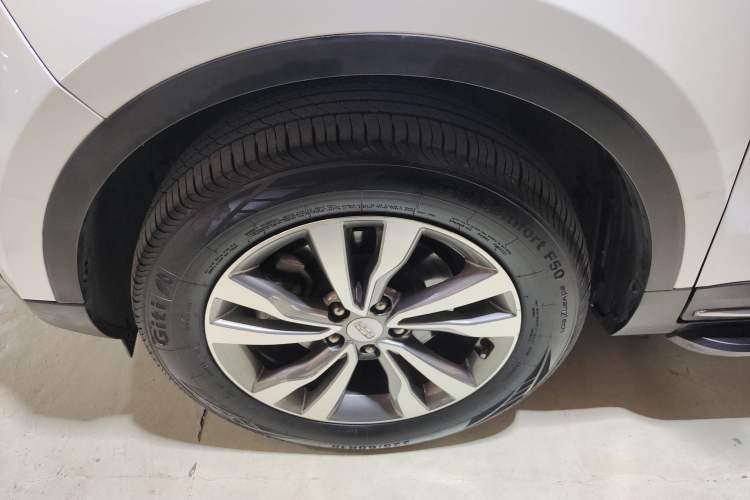 Used Geely Auto Emgrand X7 Sport 2016 1.8TD Automatic All-Wheel-Drive ZhiZun Edition Left Front Wheel Hub