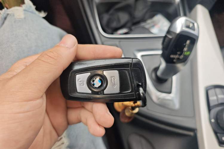 Used BMW 3 Series 2013 320Li Fashion Model Vehicle Key