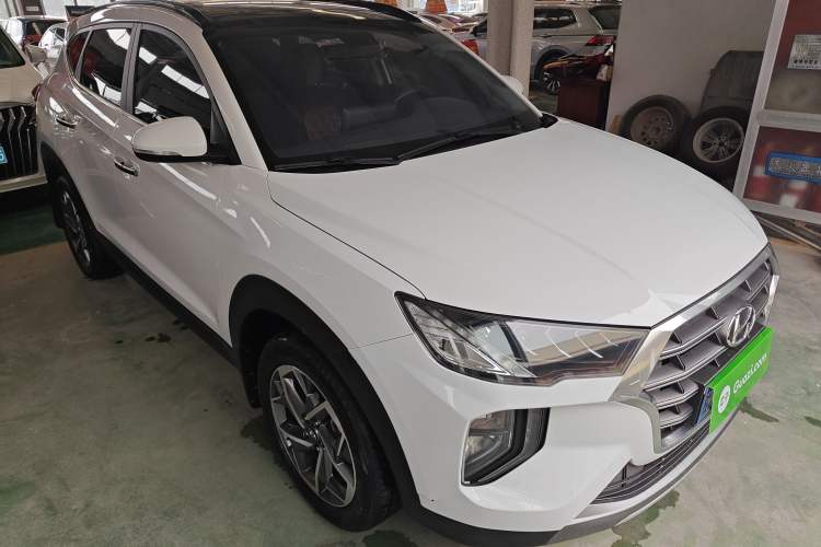 Used Hyundai Tucson 2019 280TGDi Dual-Clutch Two-Wheel Drive Fashion Edition China VI Standard