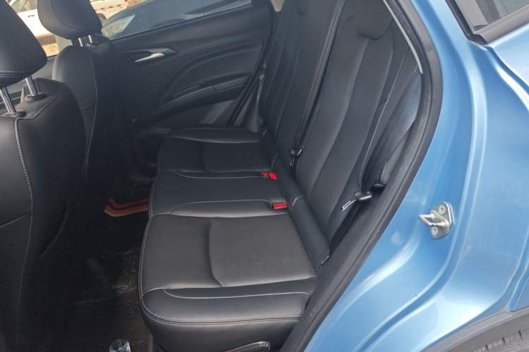 Used NETA V 2022 Chao 400 Lite Left Rear Seat