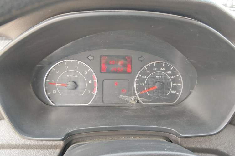 Used Wuling Hongguang V 2019 1.5L Jingqu Version China VI LAR